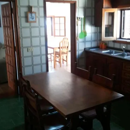 Villa Sleeps 8 Wifi Tahiche