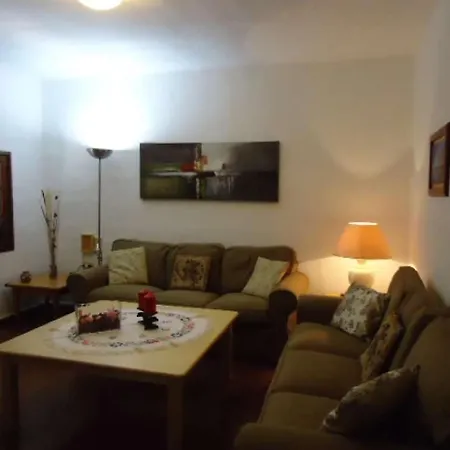 Sleeps 8 Wifi * Tahiche